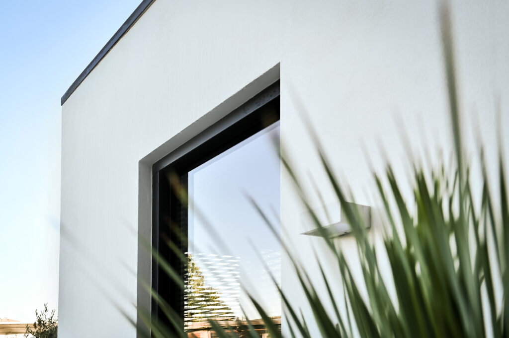 Liemers Prefab Concepts - Uitbouw gevelbekleding design white close-up